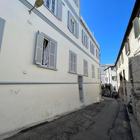 Budget-Friendly 1Br In The City Center Gibilterra Esterno foto